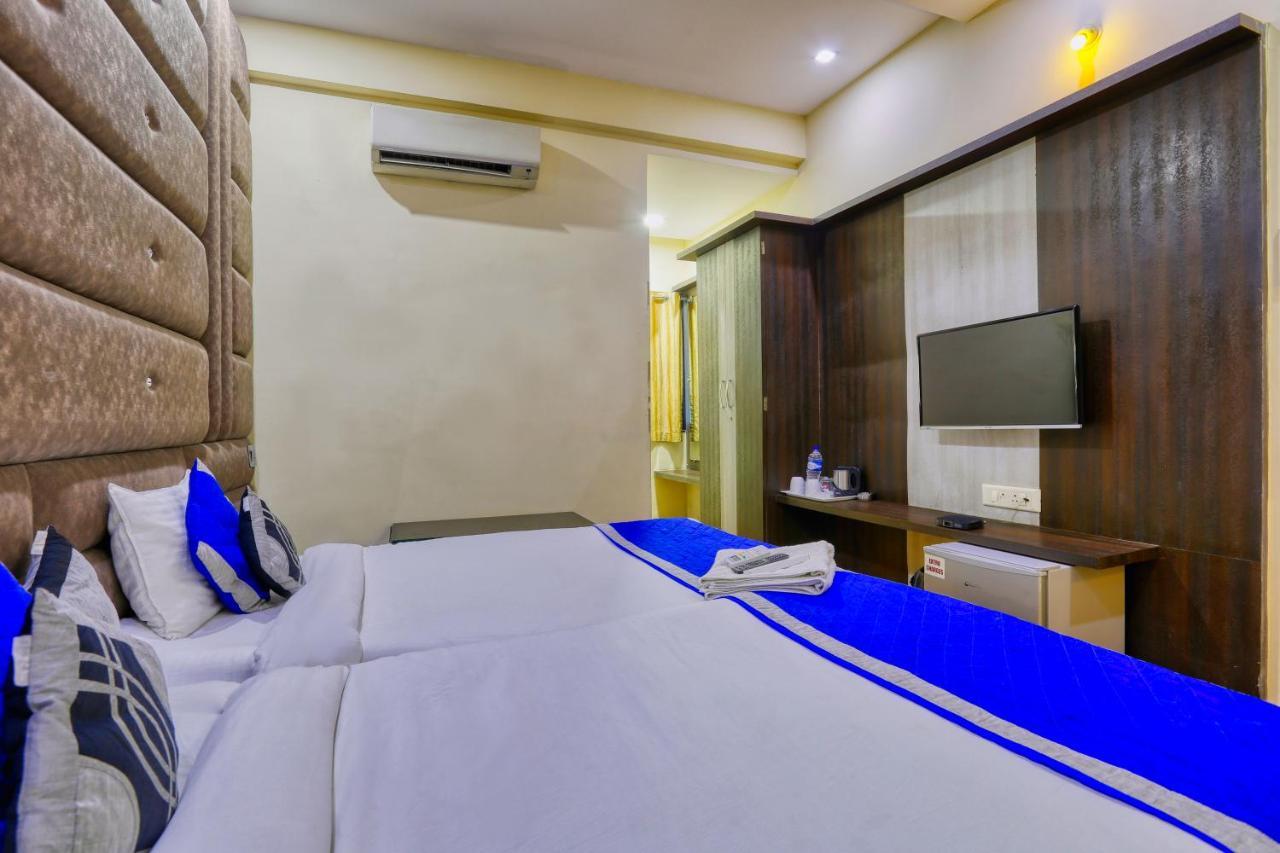 אינדורה The Ashoka Hotel מראה חיצוני תמונה