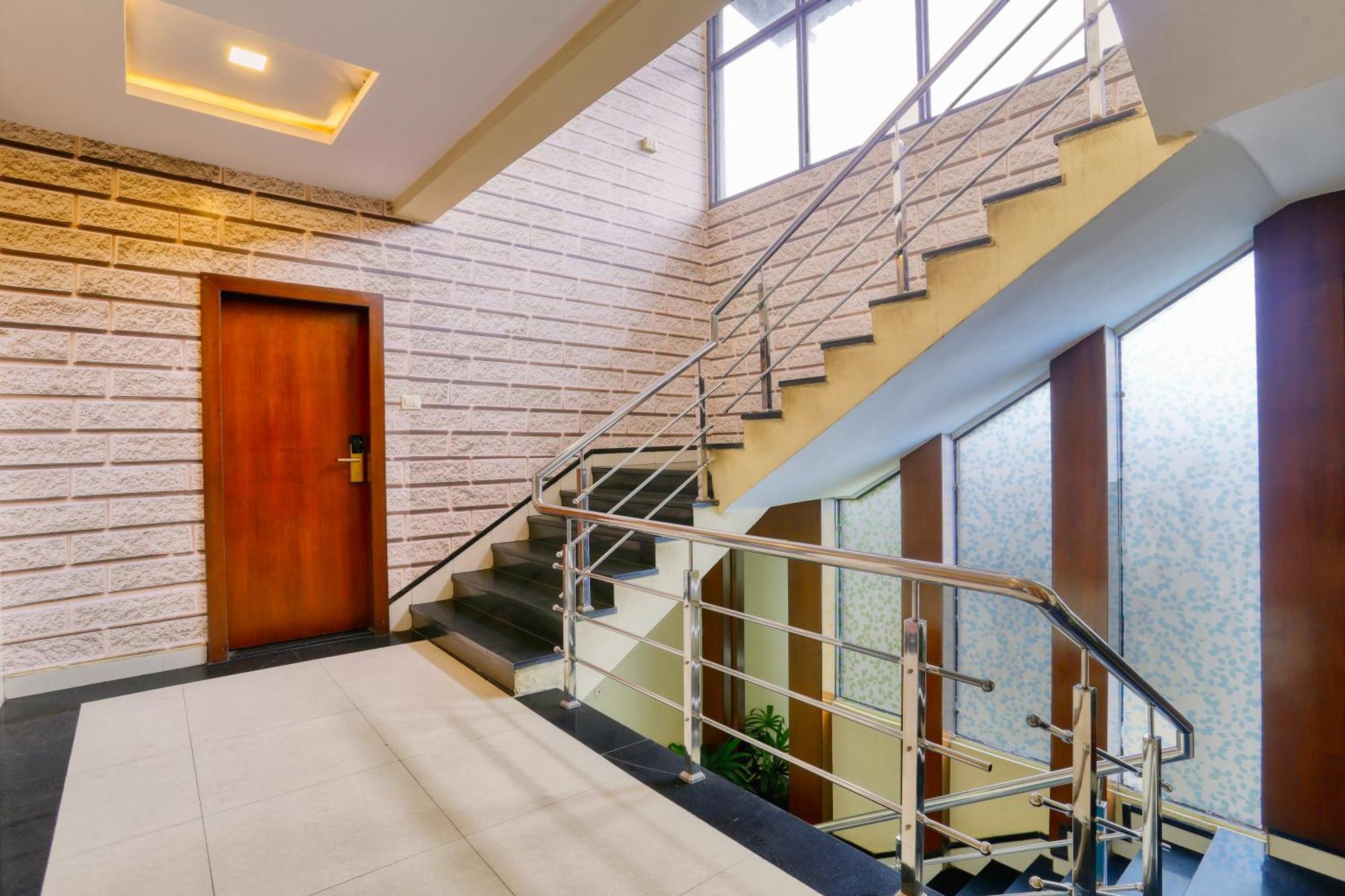 אינדורה The Ashoka Hotel מראה חיצוני תמונה