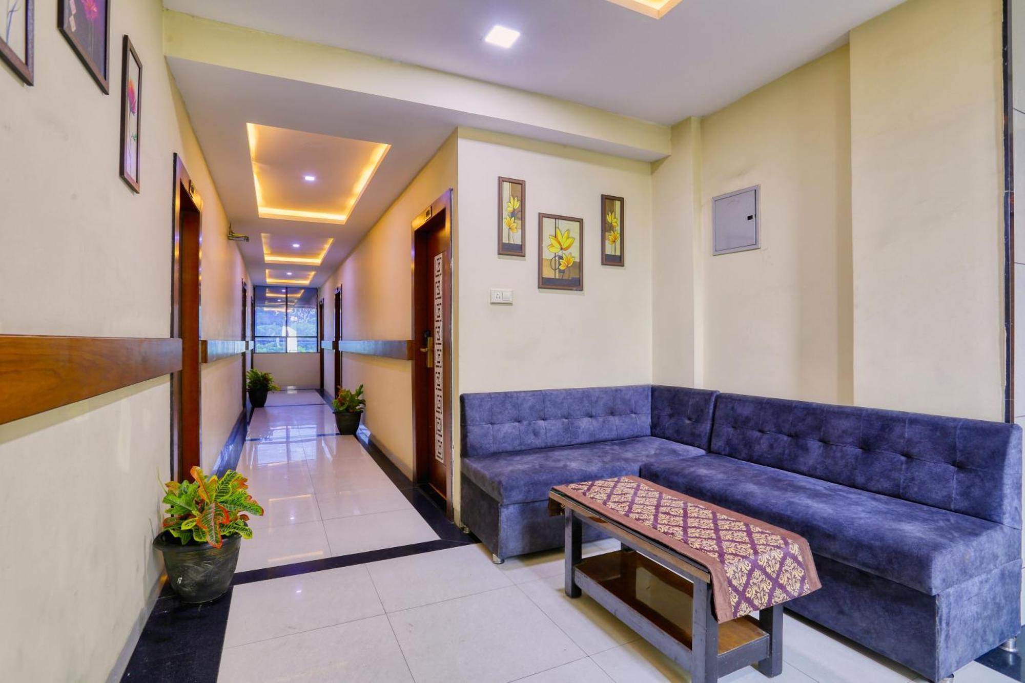 אינדורה The Ashoka Hotel מראה חיצוני תמונה