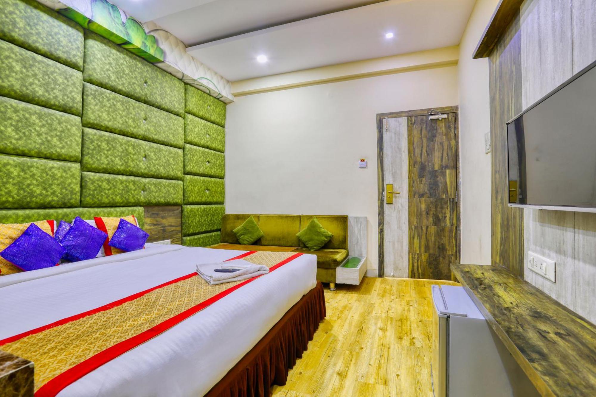 אינדורה The Ashoka Hotel מראה חיצוני תמונה