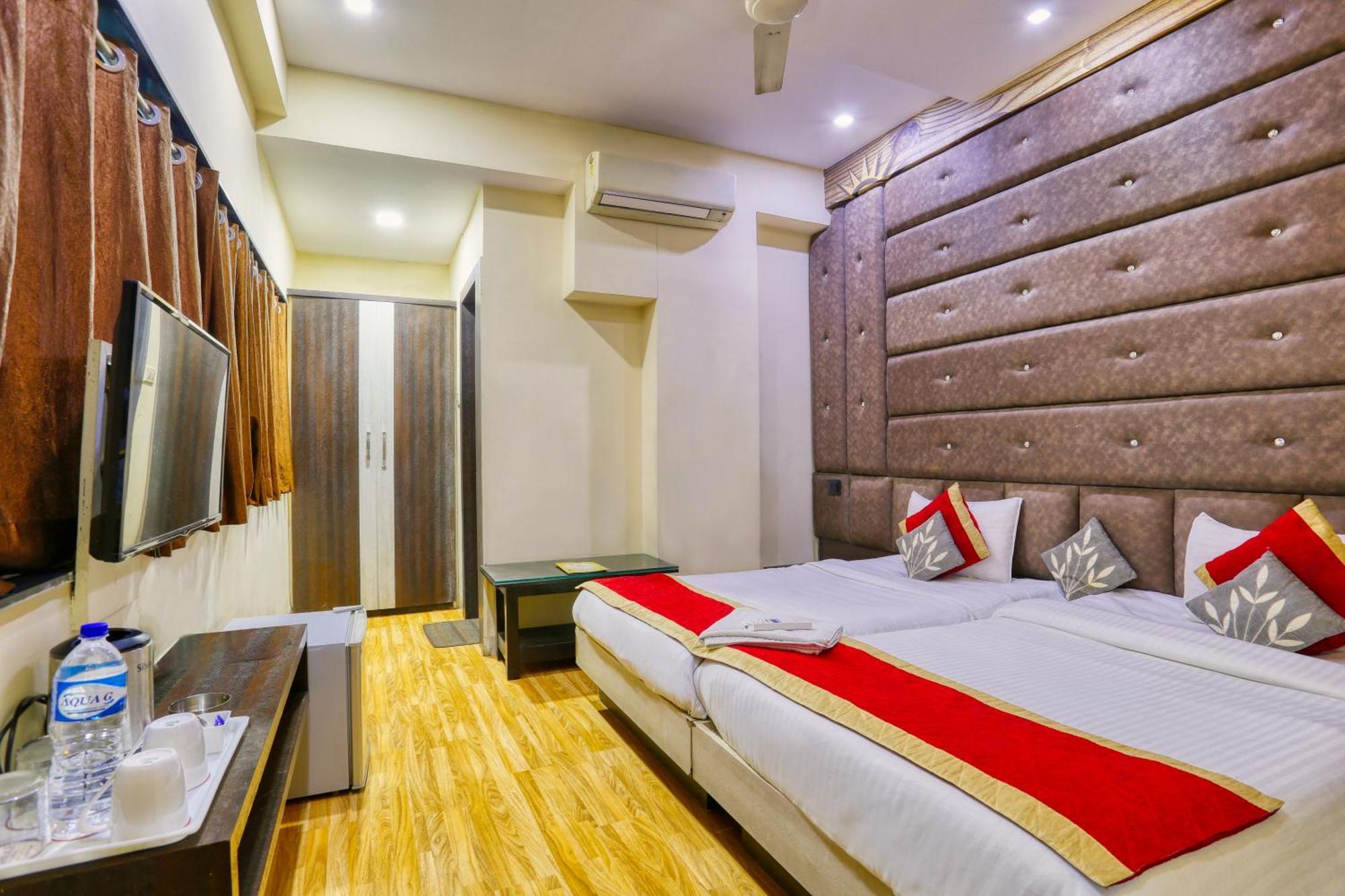 אינדורה The Ashoka Hotel מראה חיצוני תמונה