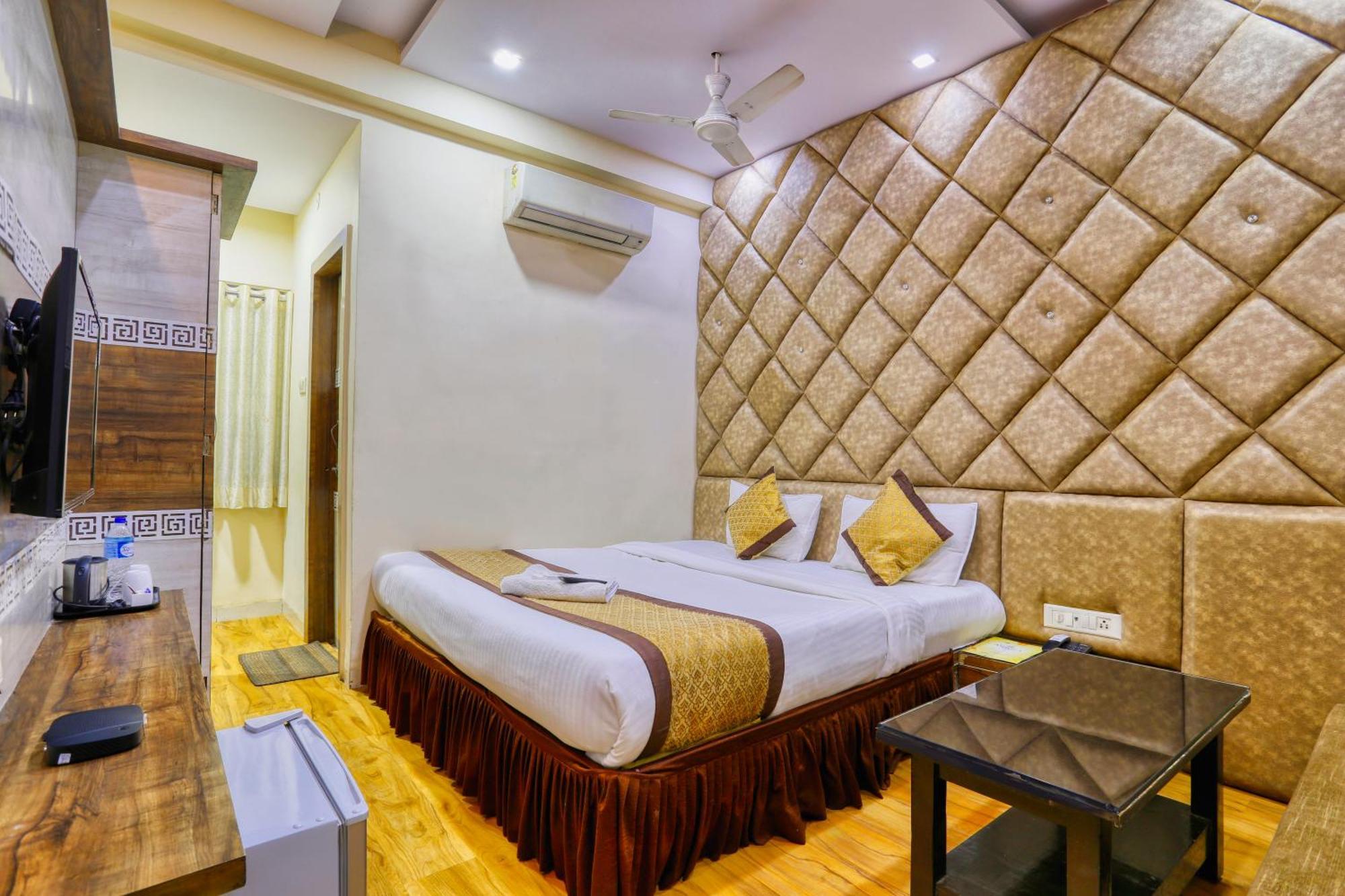 אינדורה The Ashoka Hotel מראה חיצוני תמונה
